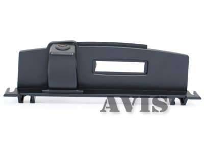 Штатная камера заднего вида AVIS AVS312CPR (#066) для NISSAN TIIDA HATCHBACK (интегрированная с ручкой багажника)