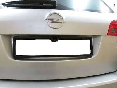 Камера заднего вида в рамке номерного знака AVIS AVS308CPR (CCD)