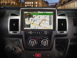 Штатное головное устройство Alpine X901D-DU